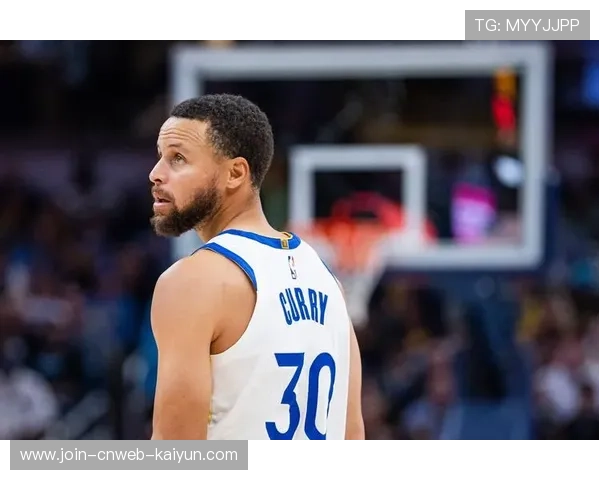 库里连续上演外线好戏，勇士外线攻势令人窒息